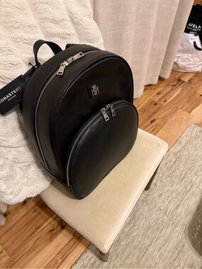 Black Leather Backpack - Men's Minimal Carryall